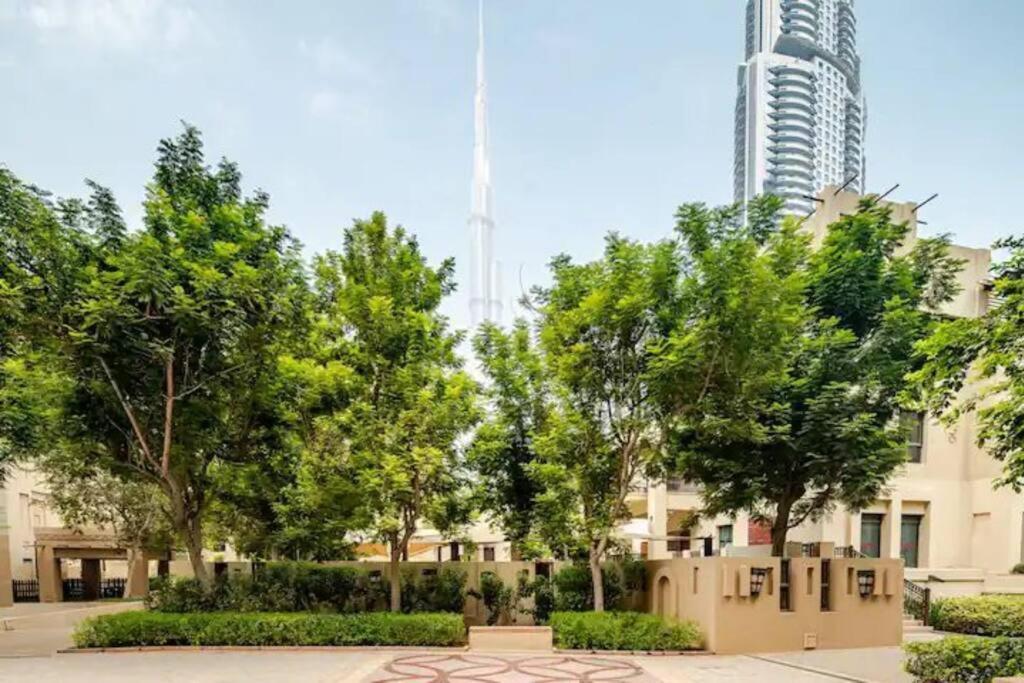 Charming 1Br Apt Yansoon 5 Downtown Dubai Apartment Luaran gambar